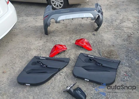 2018 BMW X1 xDrive28I из США, поврежденный, VIN WBXHT3C34J5L28868